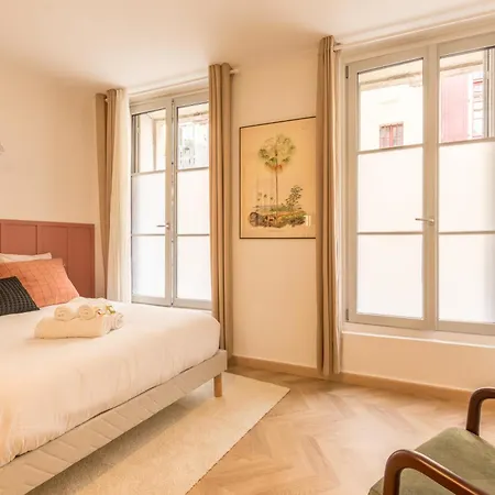 - Balneo - Videoprojecteur - Plein Centre - Free Wifi Apartment Pezenas