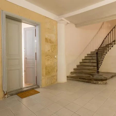 - Balneo - Videoprojecteur - Plein Centre - Free Wifi Apartment